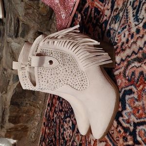 Brand New Women's faux suede ankle boots